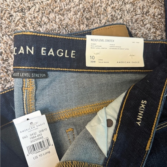 New with Tags! Women’s Size 10 Long American Eagle Outfitters Jeans - Picture 4 of 5